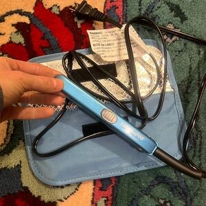 Babylisspro 300 nano titanium travel mini flat iron